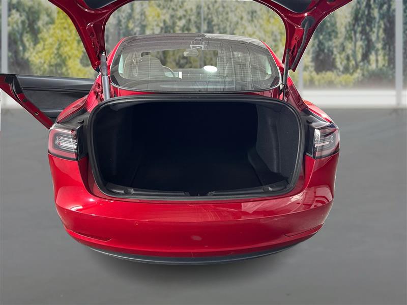 Tesla Model 3 Standard Range Plus 2022