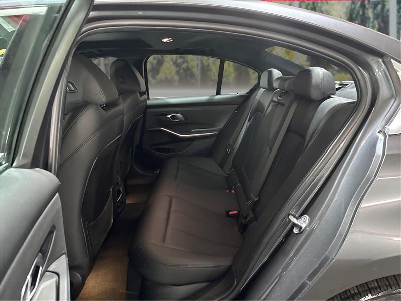 BMW 3-Series 330i xDrive 2019