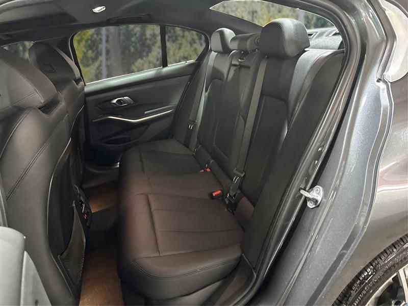 BMW 3-Series 330i xDrive 2019