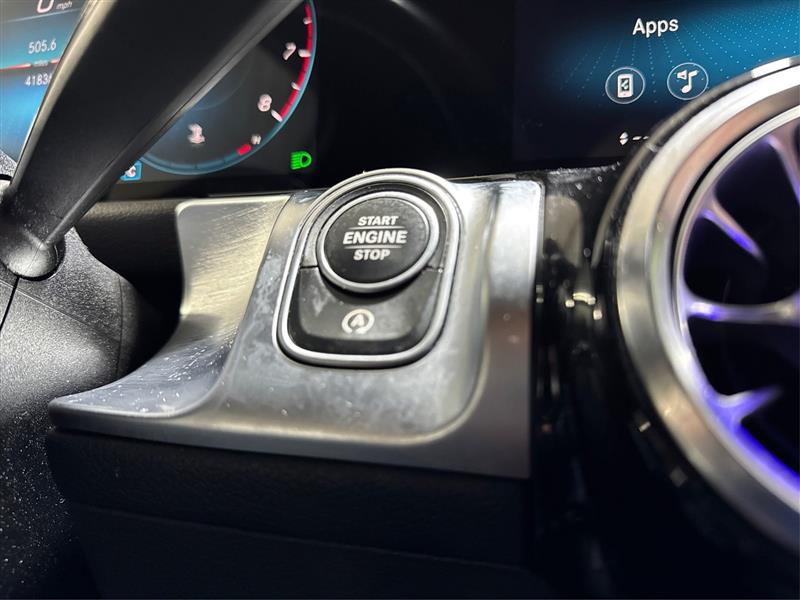 Mercedes-Benz GLB-Class GLB 250 4MATIC 2021