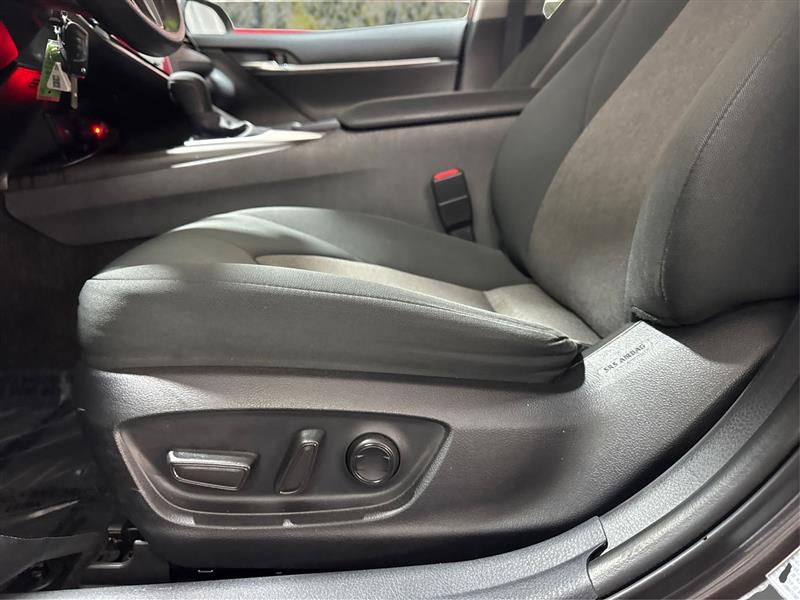 Toyota Camry LE AWD 2022