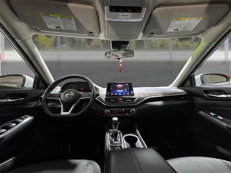 Nissan Altima 2.5 SV 2023
