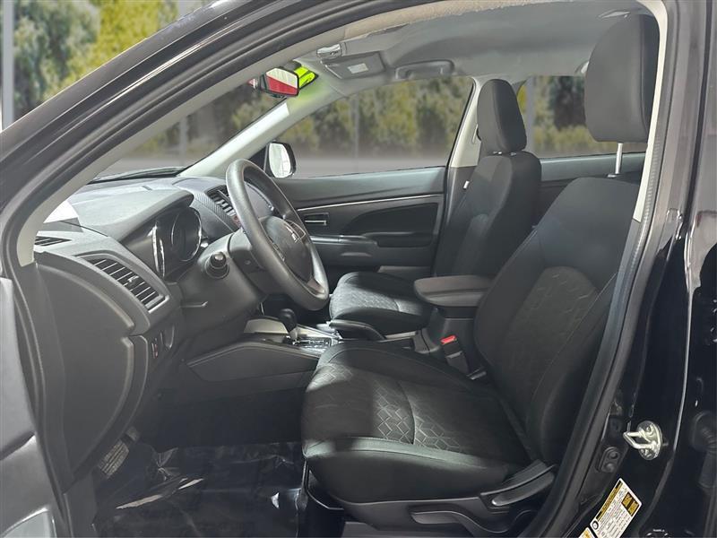 Mitsubishi Outlander Sport 2.0 ES 4WD 2024