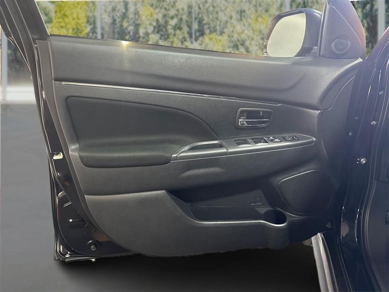 Mitsubishi Outlander Sport 2.0 ES 4WD 2024