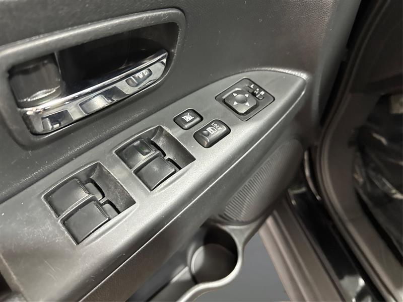 Mitsubishi Outlander Sport 2.0 ES 4WD 2024