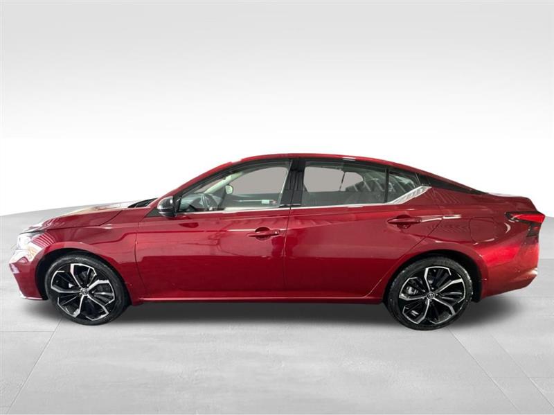 Nissan Altima 2.5 SR AWD 2024