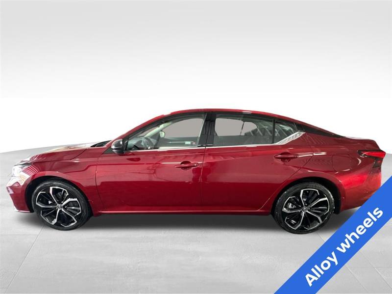 Nissan Altima 2.5 SR AWD 2024