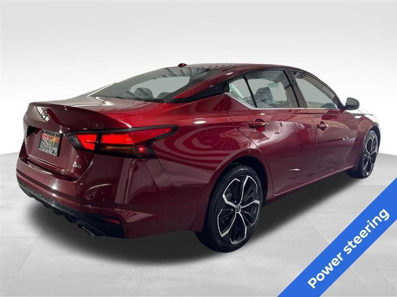 Nissan Altima 2.5 SR AWD 2024