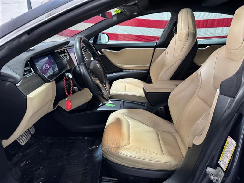 Tesla Model S 90D 2016