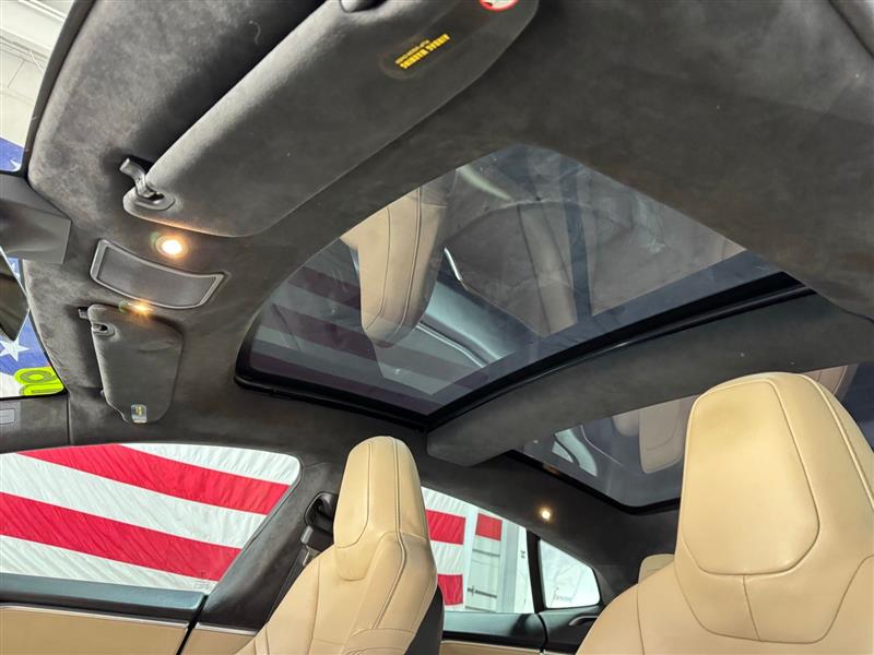 Tesla Model S 90D 2016