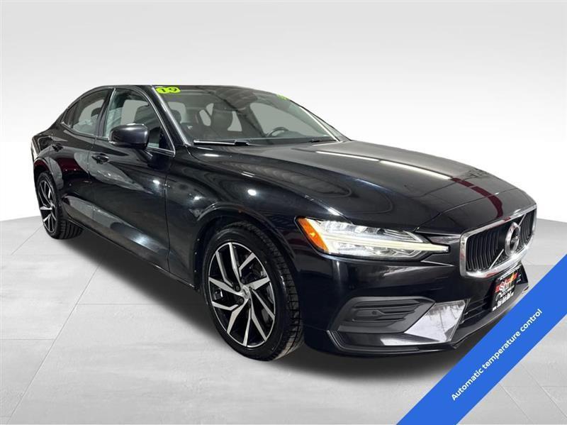 Volvo S60 T6 Momentum AWD 2019