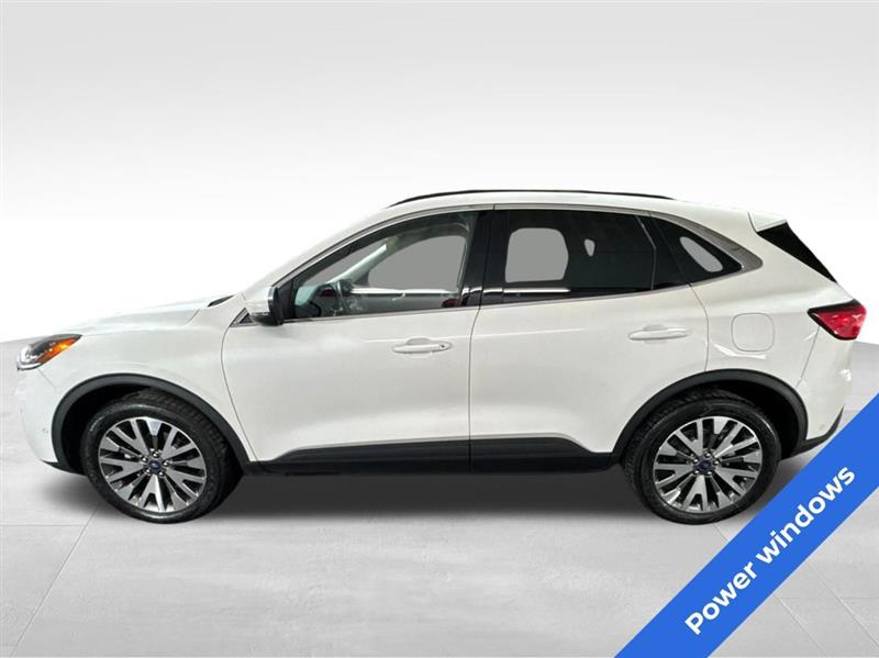 Ford Escape Titanium 4WD 2020