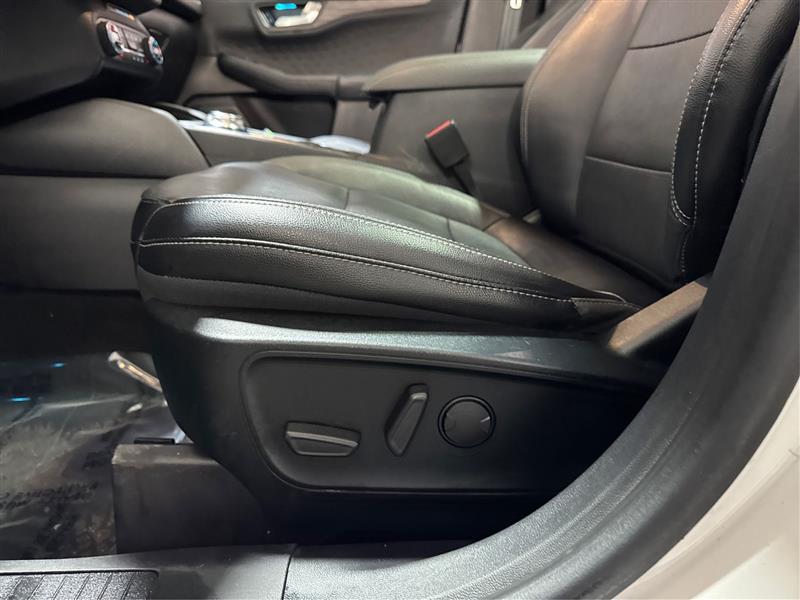 Ford Escape Titanium 4WD 2020