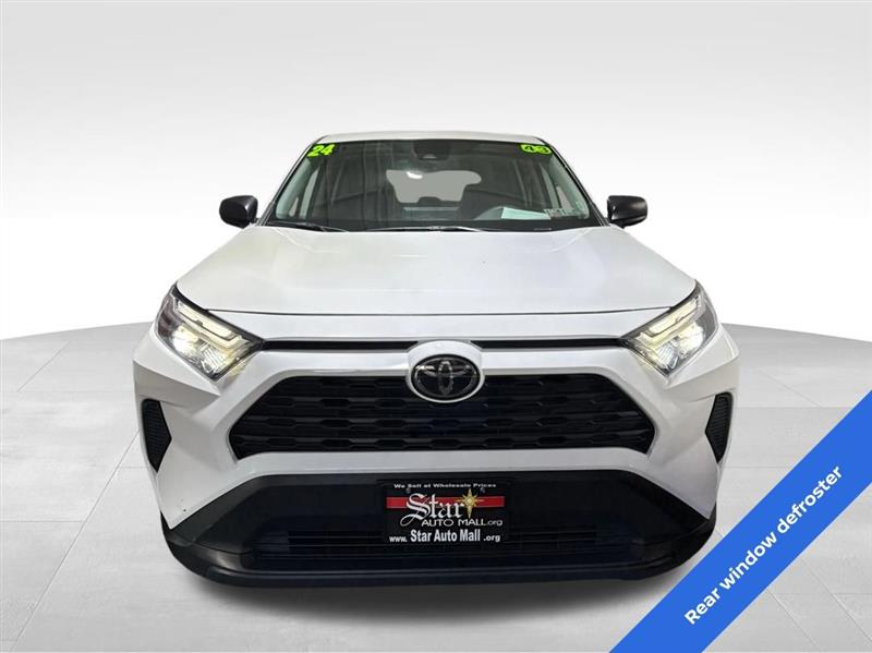 Toyota RAV4 LE AWD 2024