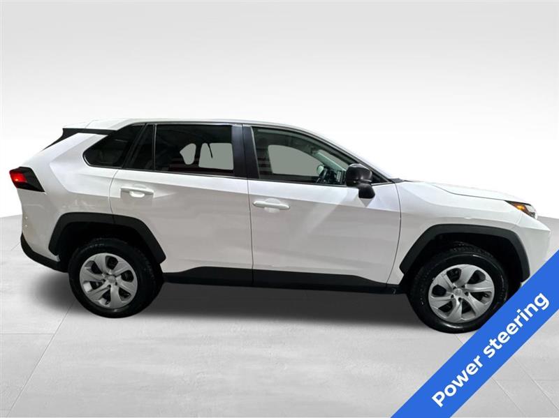 Toyota RAV4 LE AWD 2024