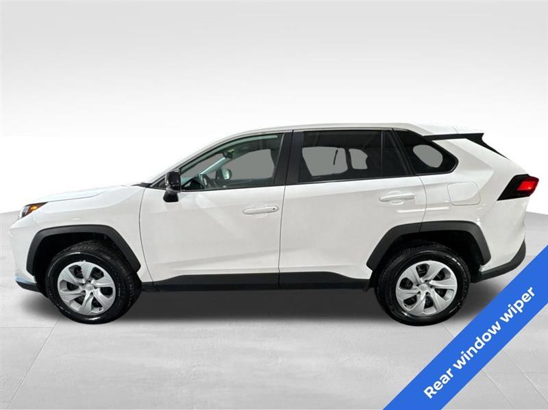 Toyota RAV4 LE AWD 2024