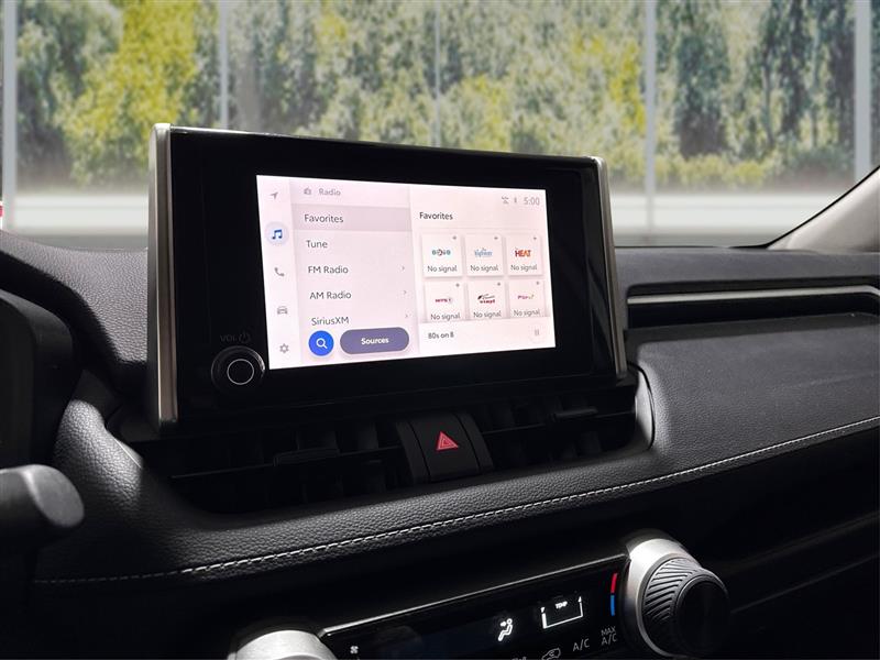 Toyota RAV4 LE AWD 2024