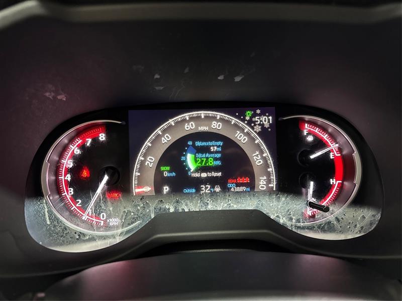 Toyota RAV4 LE AWD 2024