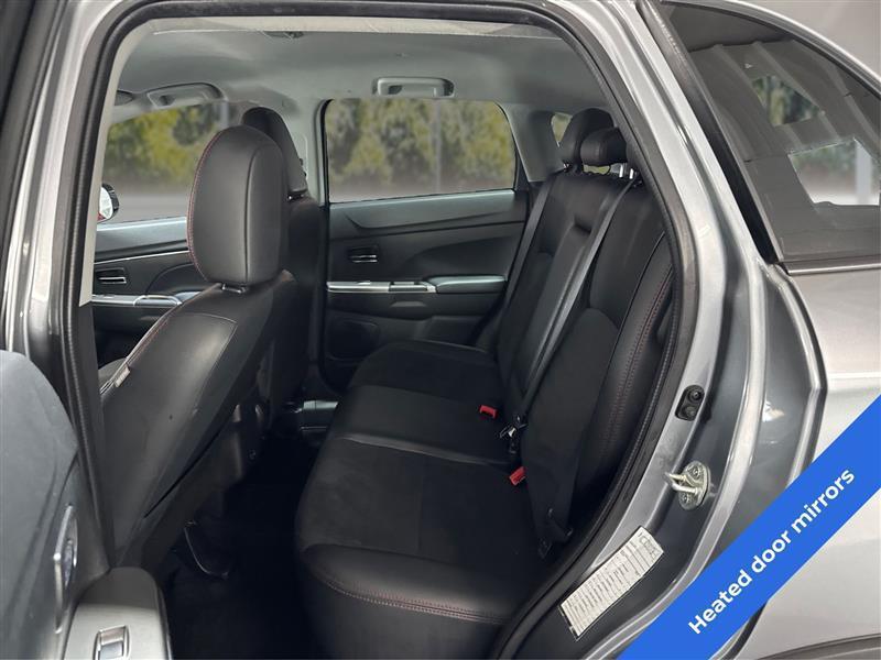 Mitsubishi Outlander Sport 2.0 ES 4WD 2024