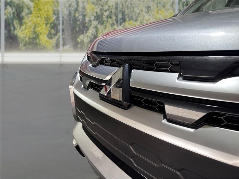 Mitsubishi Outlander Sport 2.0 ES 4WD 2024