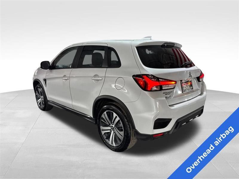 Mitsubishi Outlander Sport 2.0 ES 4WD 2024