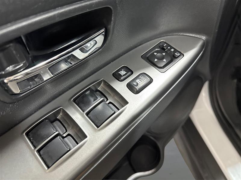 Mitsubishi Outlander Sport 2.0 ES 4WD 2024