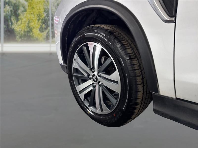 Mitsubishi Outlander Sport 2.0 ES 4WD 2024