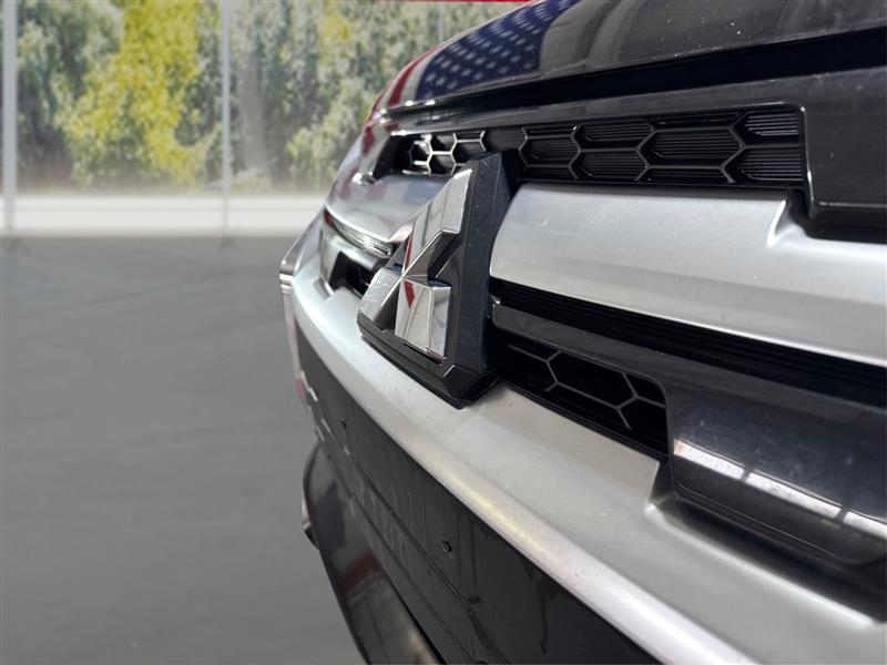 Mitsubishi Outlander Sport 2.0 ES 4WD 2024