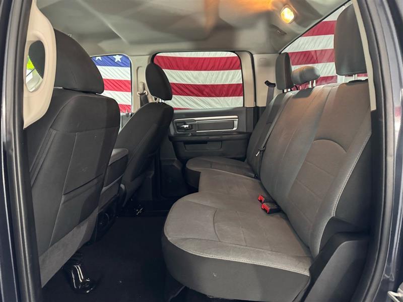 RAM 1500 Classic Tradesman Crew Cab SWB 4WD 2021