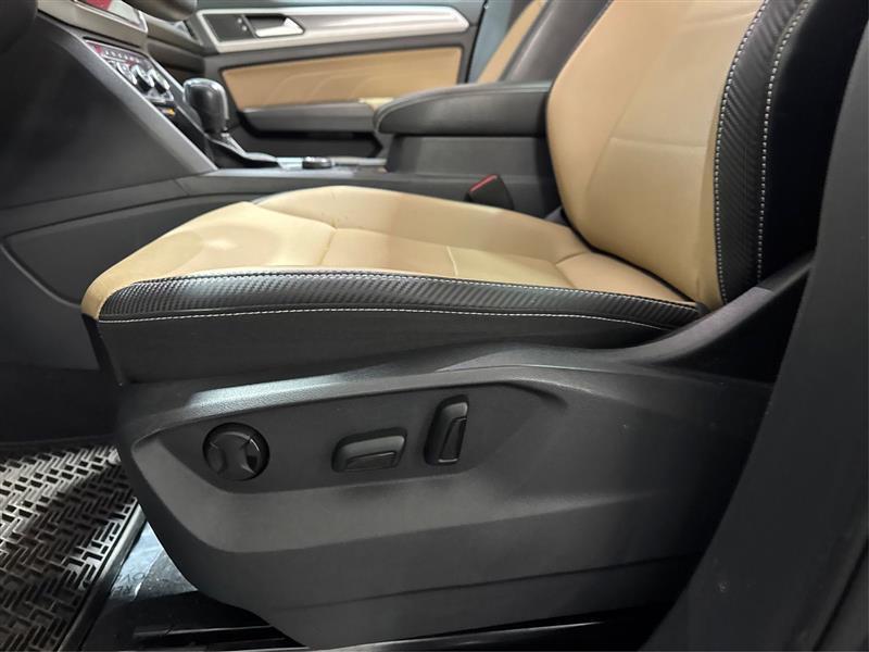 Volkswagen Atlas Cross Sport V6 SE w/Technology 4MOTION 2022