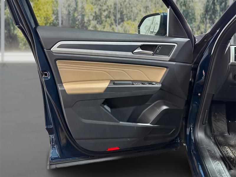 Volkswagen Atlas Cross Sport V6 SE w/Technology 4MOTION 2022