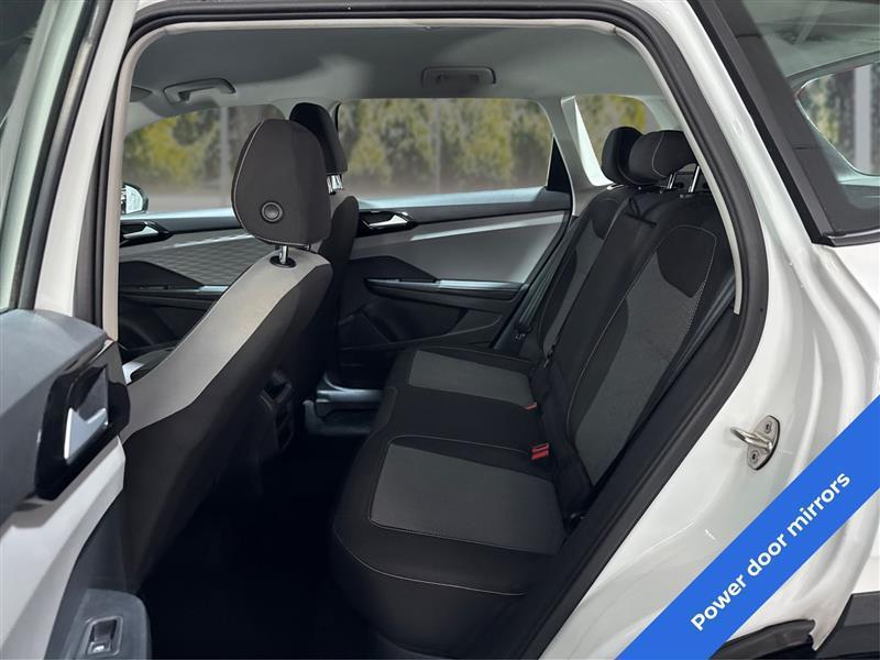 Volkswagen Taos S 2024