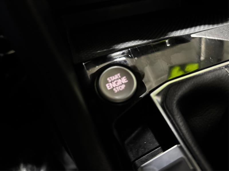 Volkswagen Taos S 2024