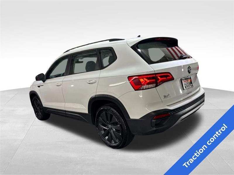 Volkswagen Taos S 2024