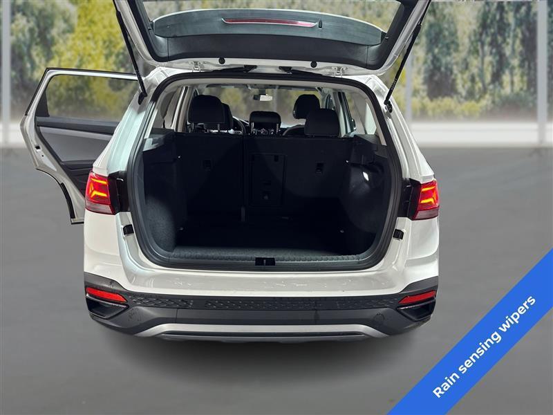 Volkswagen Taos S 2024