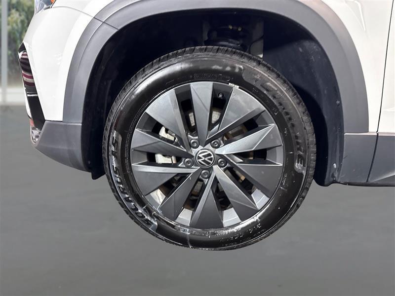 Volkswagen Taos S 2024