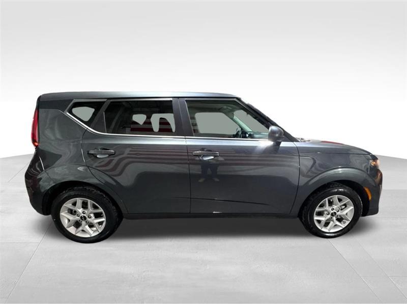 Kia Soul LX CVT 2024