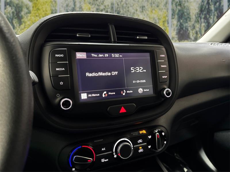 Kia Soul LX CVT 2024