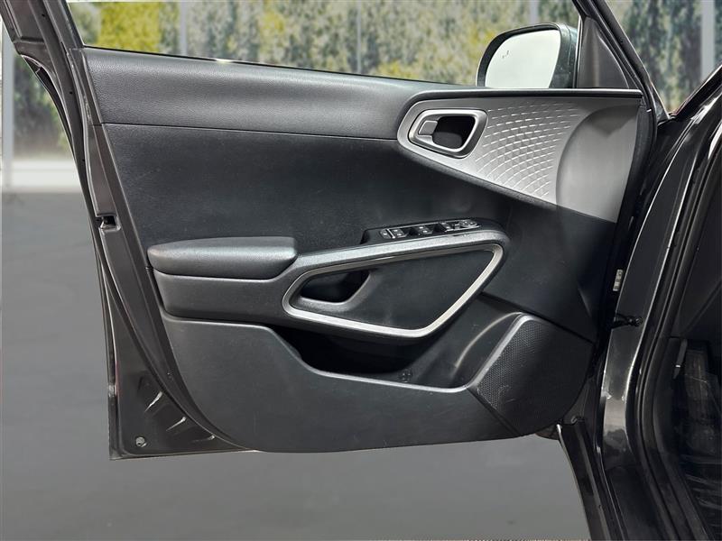 Kia Soul LX CVT 2024