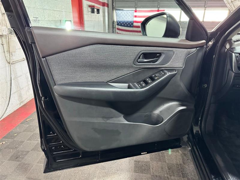 Nissan Rogue S AWD 2023