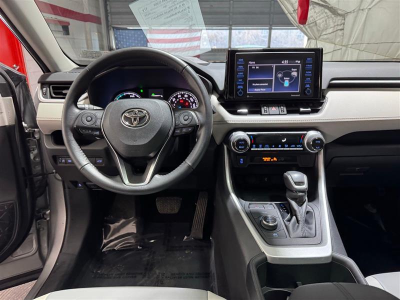 Toyota RAV4 Hybrid XLE Premium 2022