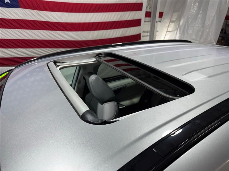 Toyota RAV4 Hybrid XLE Premium 2022