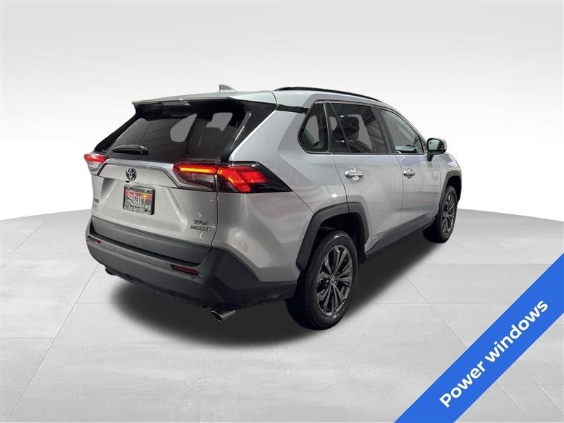 Toyota RAV4 Hybrid XLE Premium 2022