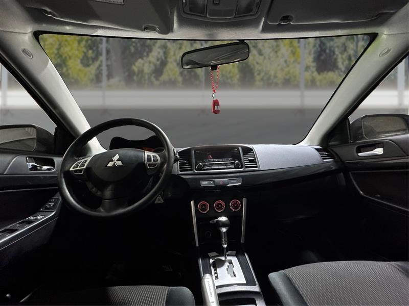 Mitsubishi Lancer ES 5M 2016