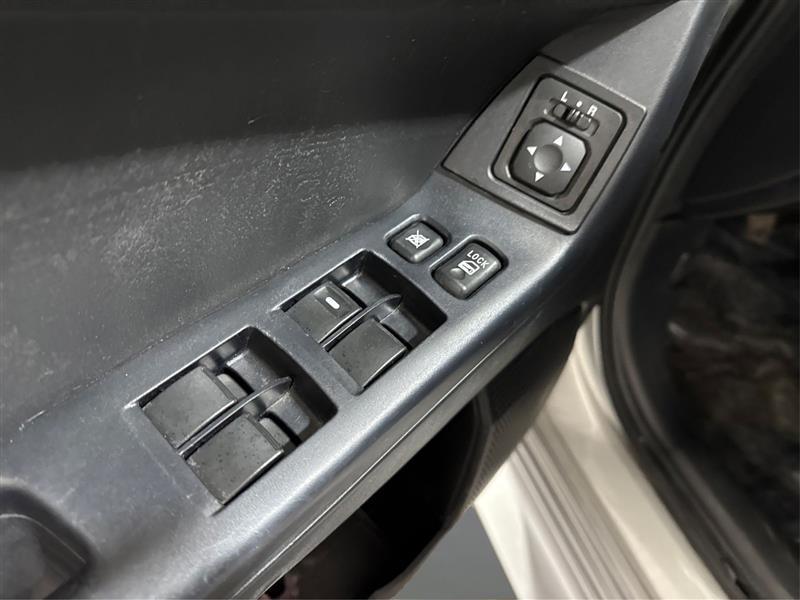 Mitsubishi Lancer ES 5M 2016