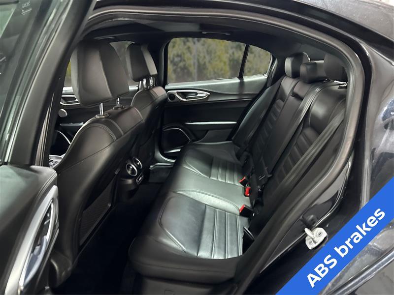 Alfa Romeo Giulia Ti AWD 2023