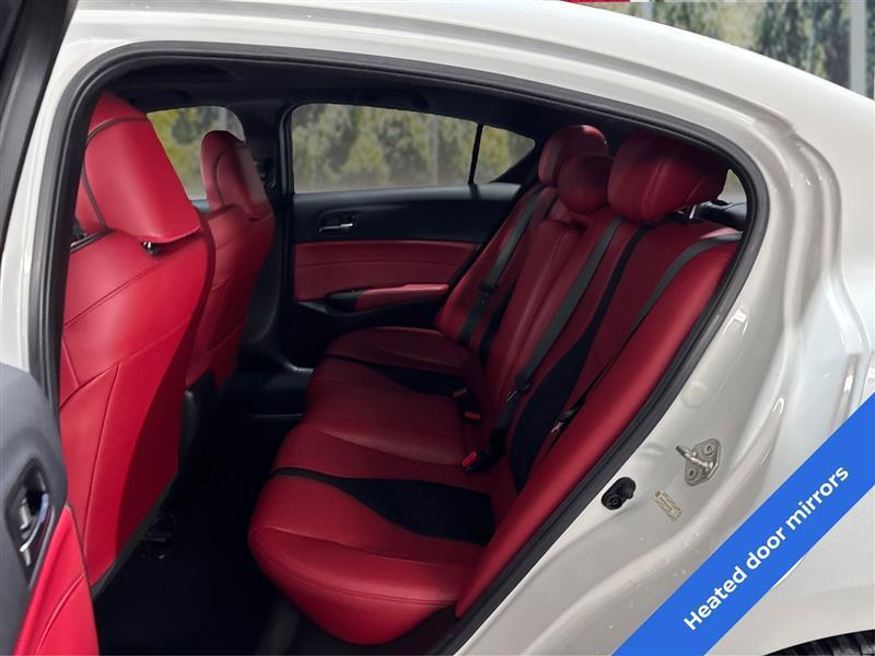 Acura ILX 8-Spd AT w/ Premium & A-SPEC Packages 2020