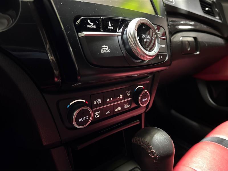 Acura ILX 8-Spd AT w/ Premium & A-SPEC Packages 2020