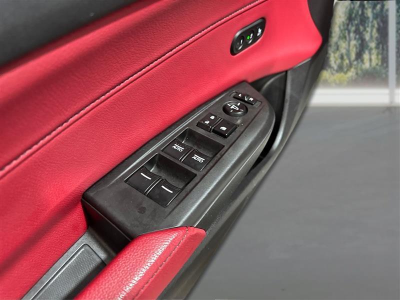 Acura ILX 8-Spd AT w/ Premium & A-SPEC Packages 2020