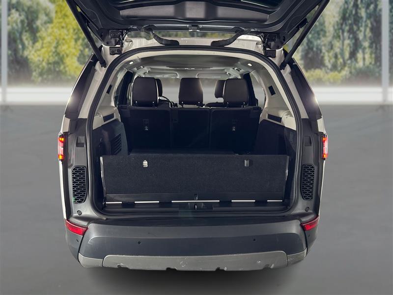 Land Rover Discovery SE 2019